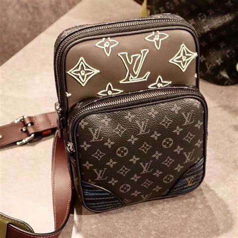 lv sling bag men's